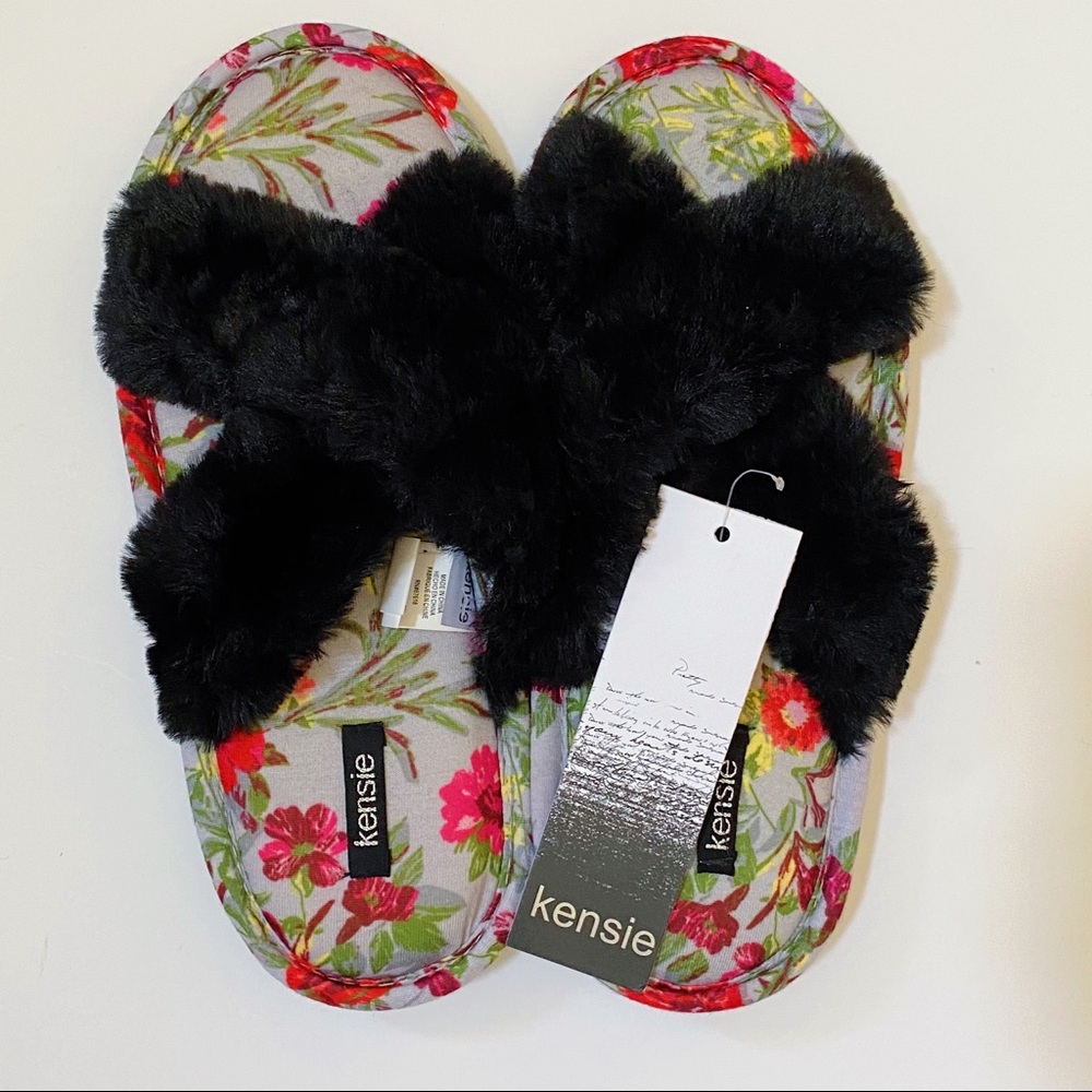 Kensie Women's Faux Fur Criss Cross Slipper